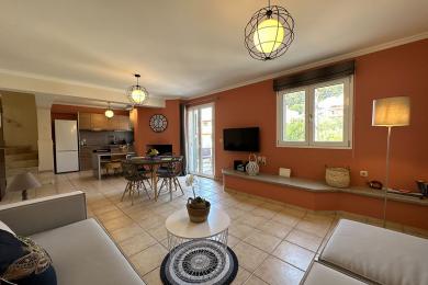 Duplex / Triplex Apartment Sale - ARGOSTOLI, MUNICIPALITY OF ARGOSTOLI - SOUT