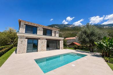 Villa Sale - LOURDATA, MUNICIPALITY OF LIVATHOS - SOUTH