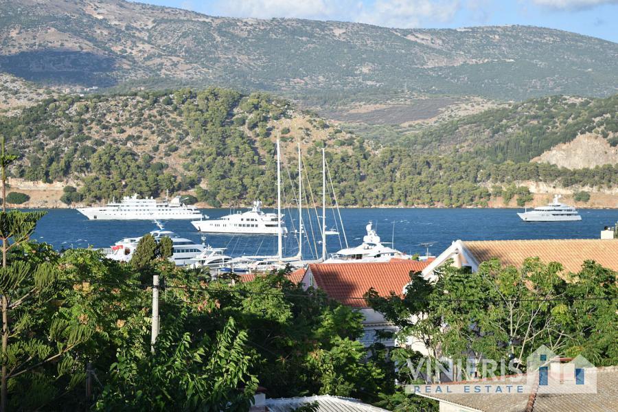 UNIQUELY POSITIONED HOME IN ARGOSTOLI Vinieris Real Estate