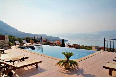 Villa Sale - VLACHATA, MUNICIPALITY OF LIVATHOS - SOUTH