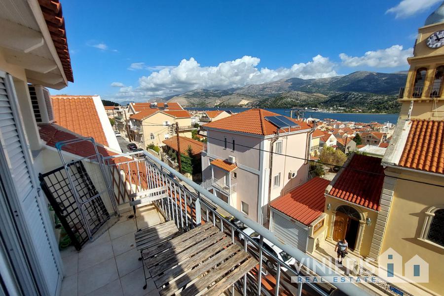 BEAUTIFUL APARTMENT IN THE CENTER OF ARGOSTOLI Vinieris Real Estate