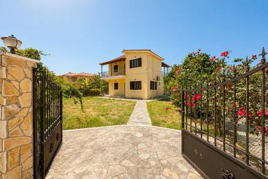 House Sale - SVORONATA, MUNICIPALITY OF LIVATHOS - SOUTH
